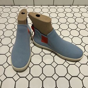 EUC Rothy’s Arctic Blue Chelsea’s 9.5